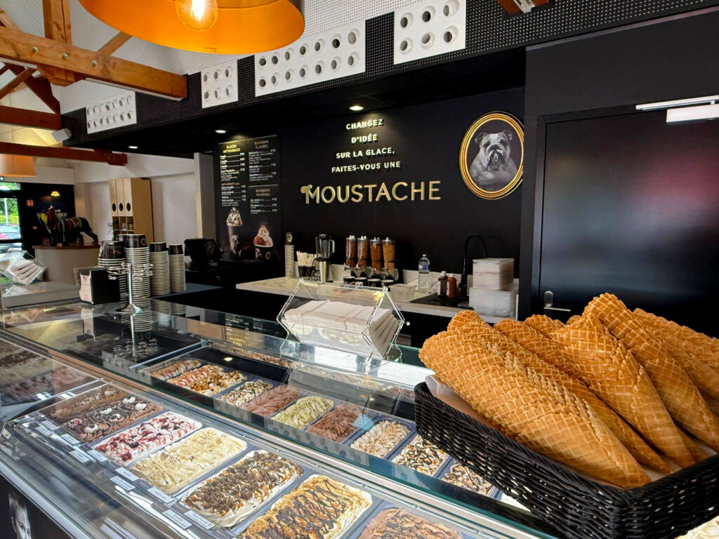 Moustache Mont Saint Michel